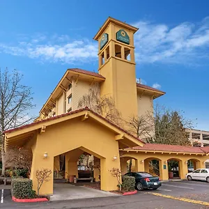 *** Hotel La Quinta By Wyndham Seattle Sea-tac Airport USA