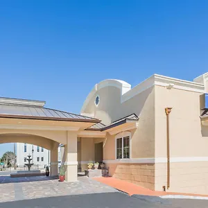 ** Hotel Days By Wyndham - Historic Downtown USA